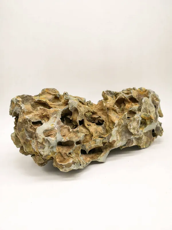 Aquarium Dragon Stone Medium – 44 Lbs Box - Maintenance & Accessories