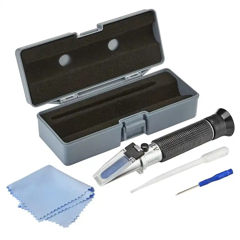 Refractometer – Saltwater Specific Gravity with Calibration Fluid Bundle - Bulk Reef Supply